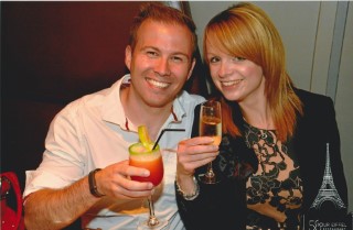 Paris_aug_2014_rachel_and_i_58_tour_eiffel_drinks