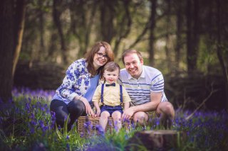 Rachel_ethan_and_i_sitting_blue_bell_photoshoot_april_2018