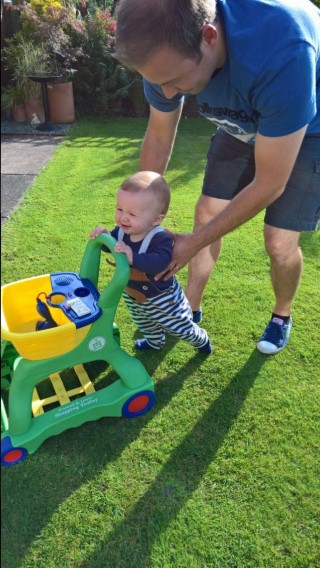 Rothly_park_september_2016_ethan_pushing_shopping_cart