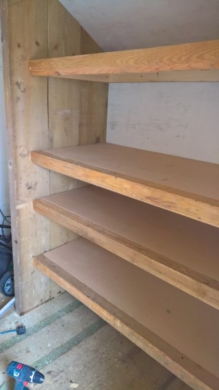 Shed_shelf_december_2016_3_inch_front_lip