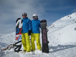 Skiing_val_thorens_2015_dad_and_i_snowboard