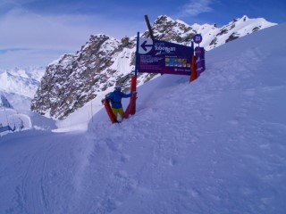 Skiing_val_thorens_2015_me_toboggan