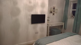 Spare_bedroom_technology_update_feb_2017_tv_wall_mounted