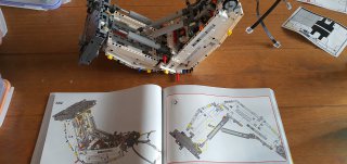 Step_682_bag_3_complete_lego_liebherr_digger_mar_2021