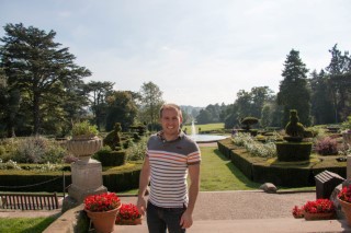 Warwick_castle_september_2015_me_fountain