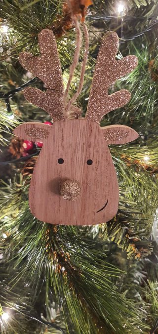 Wooden Reindeer Christmas Tree Dec 2021