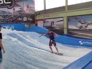 flowriding_on_a_rope_at_flow