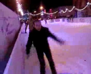 ice_skating_upto_the_camera