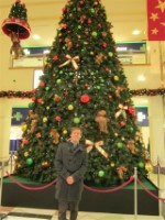 Chrismtas Tree and I Shopping Day Dec 2011