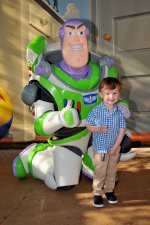 Ethan And Buzz Monday Disneyland Paris Oct 2018