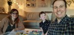 Family Decorating Vanilla Men Dec 2020
