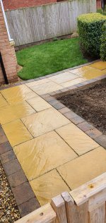 Front Garden Jet Washing April 2021