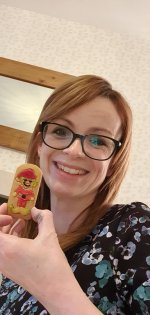 Rachel Gingerbread Elf Decorating Dec 2020